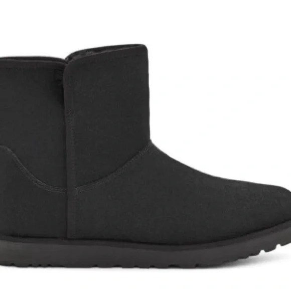 UGG Cory Boot - Picture 2 of 9